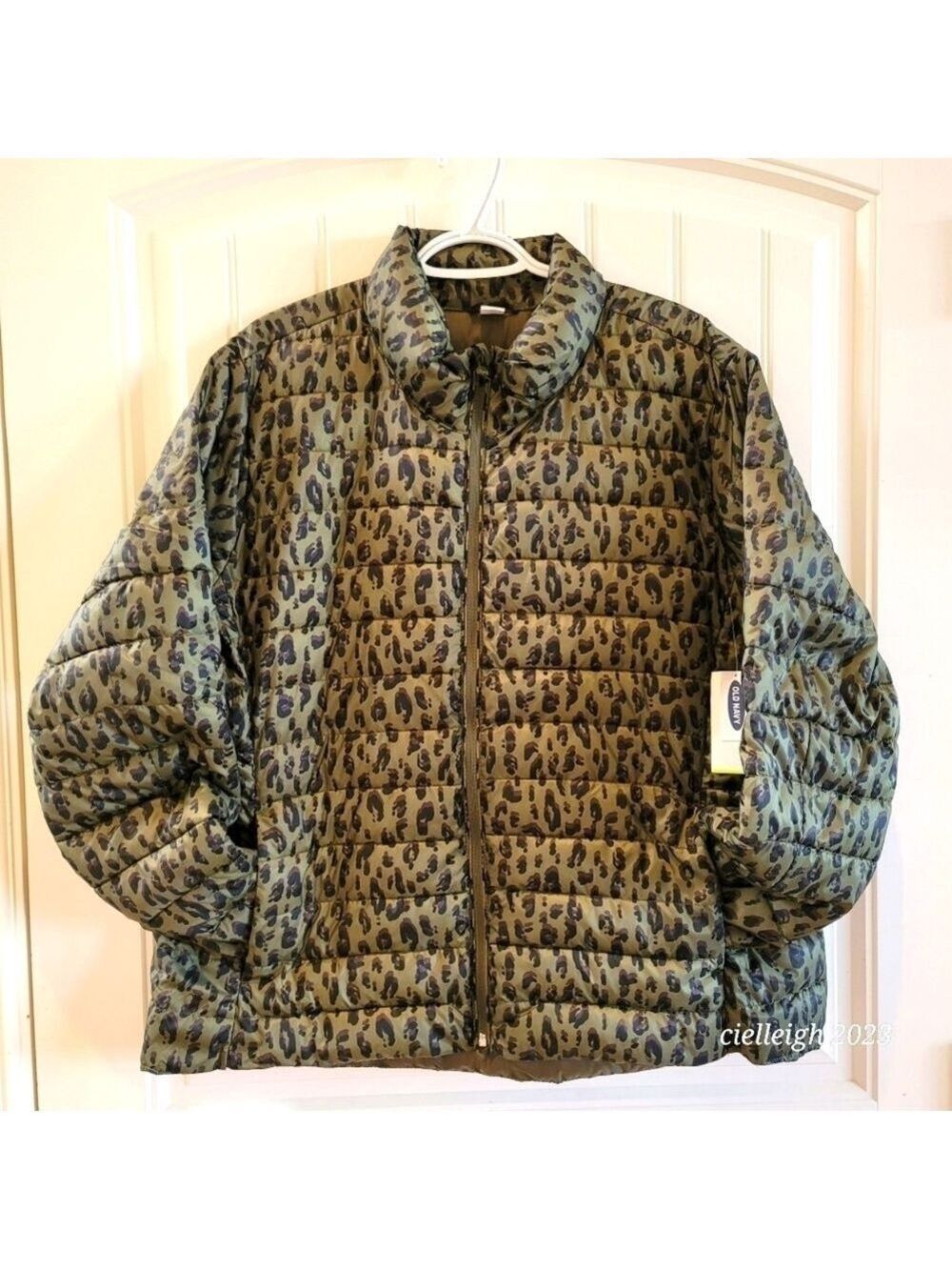 Old Navy GO H20 puffy jacket